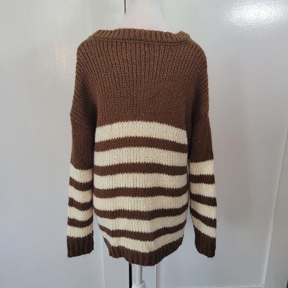 Pink Lily Size S Brown Striped Drop Shoulder Chunky Knit Slouchy Sweater - Picture 3 of 9
